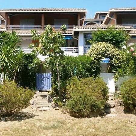 T2 Avec Terrasse Et Parking - 6 Couchages, Proche Plage, Calme Et Arbore - Fr-1-251-544 Apartmán *