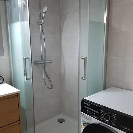 Appt 2p Avec Terrasse Et Parking - - Fr-1-251-544 Apartman *